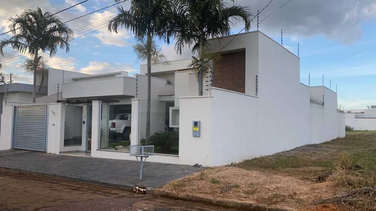 Casa à venda no Jardim das Américas: 