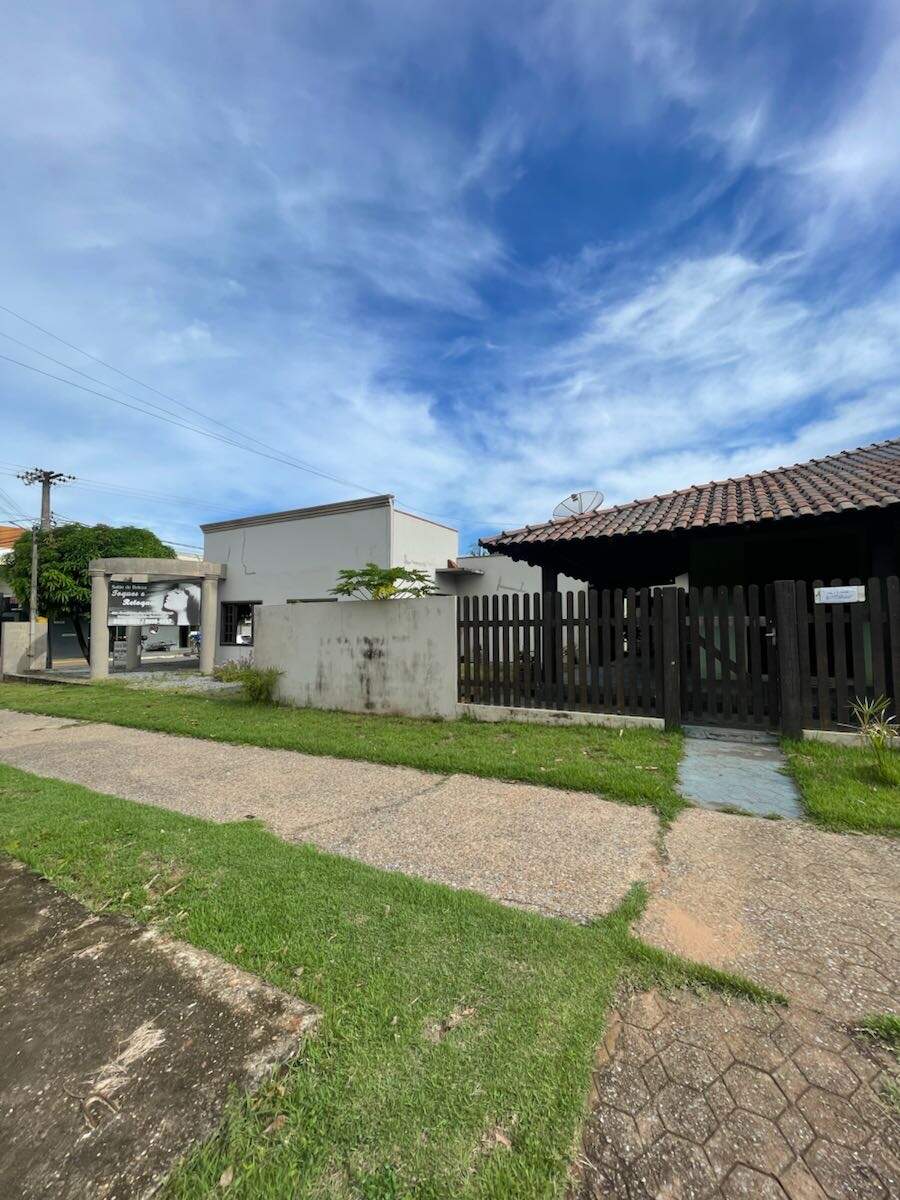Casa à venda no Jardim II: 