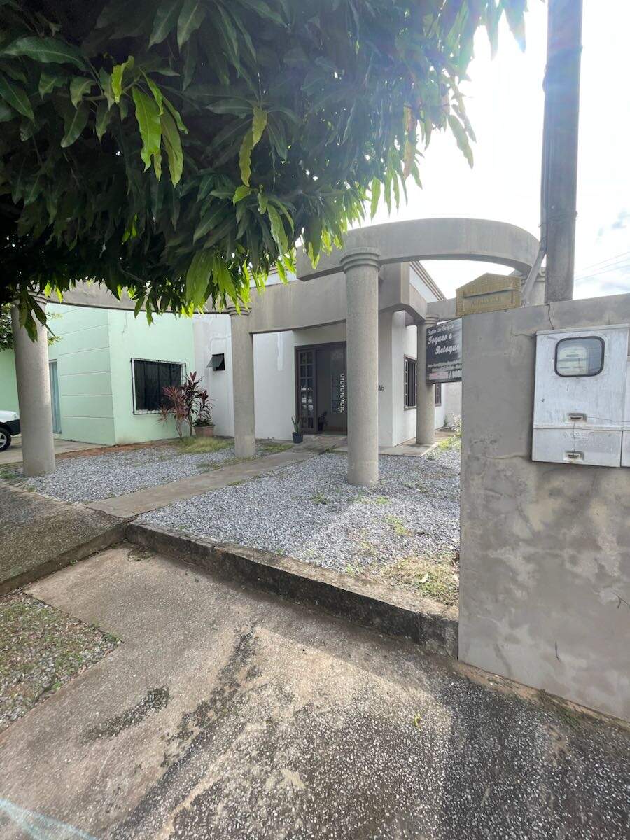 Casa à venda no Jardim II: 