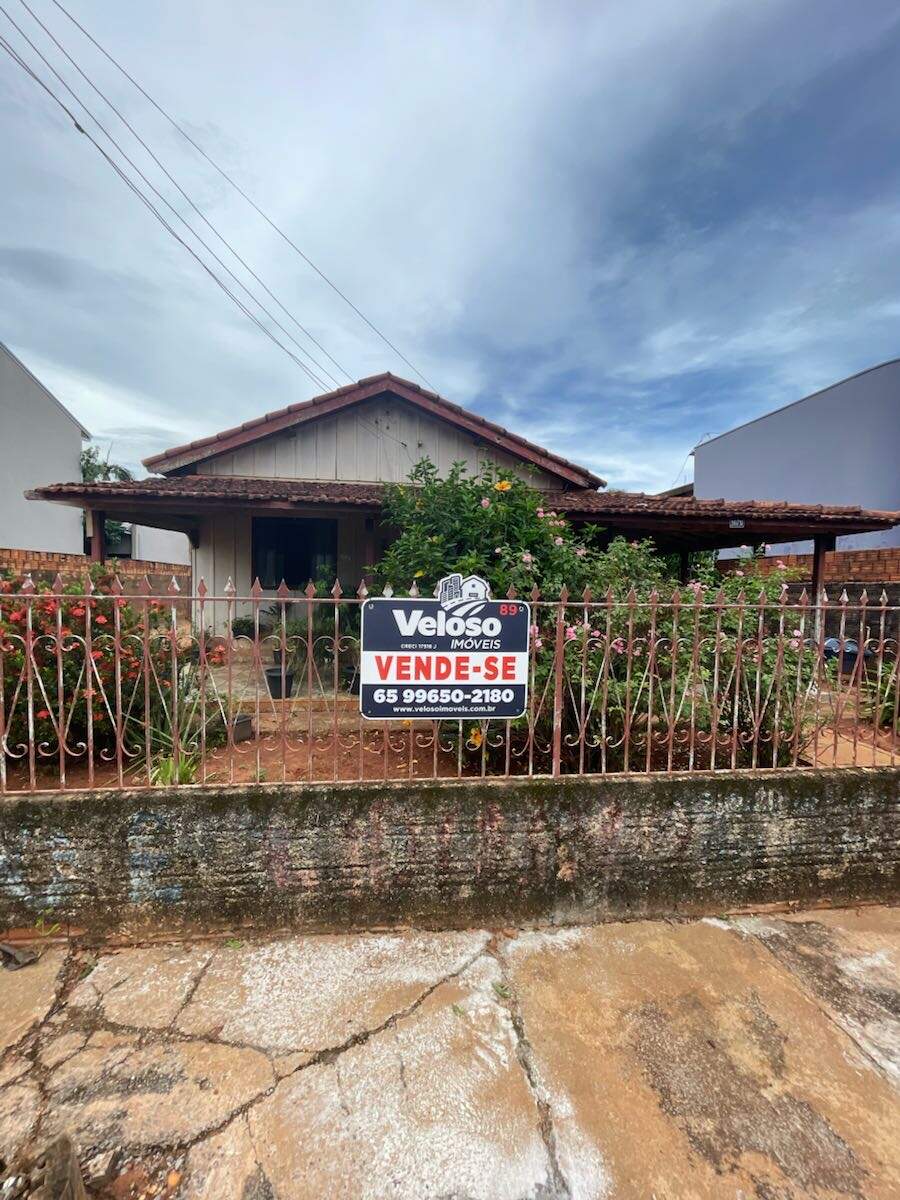 Casa à venda no Centro: 
