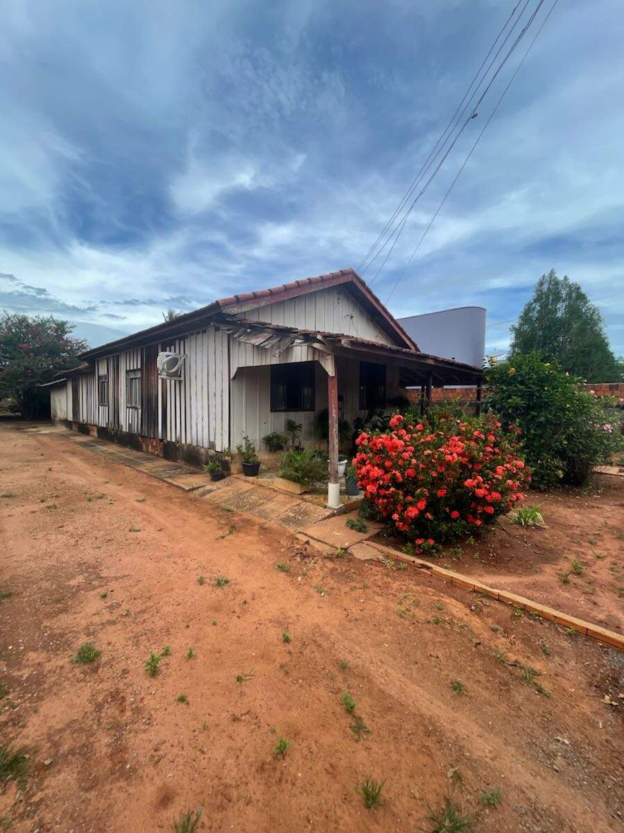 Casa à venda no Centro: 