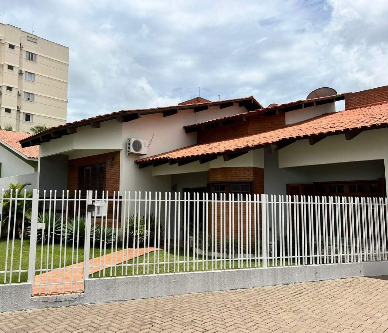 Casa à venda no Centro: 