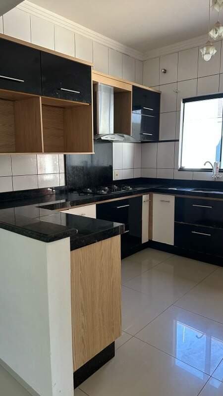Casa à venda no Residencial Flamboyant: 