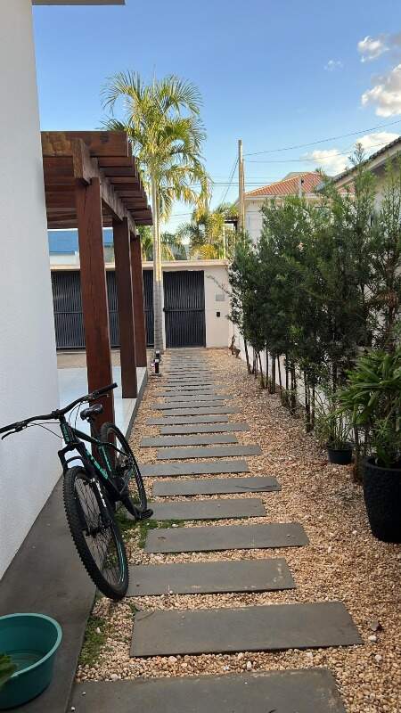 Casa à venda no Parque dos Ingás: 