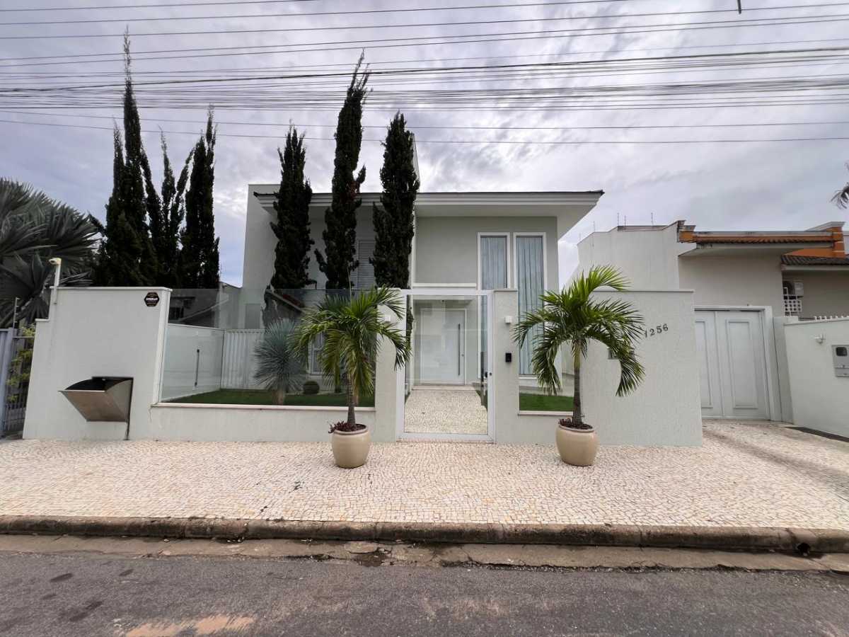 Casa à venda no Jardim Riva: 
