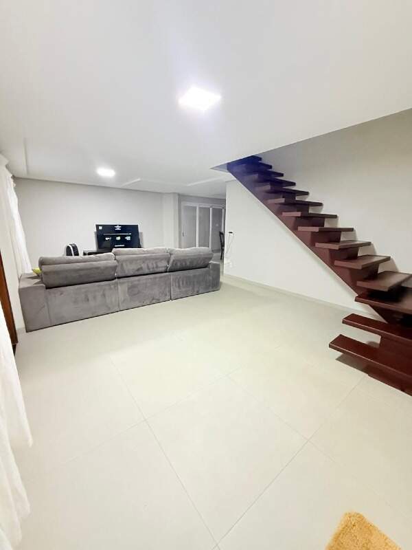 Casa à venda no Jardim Veneza: 