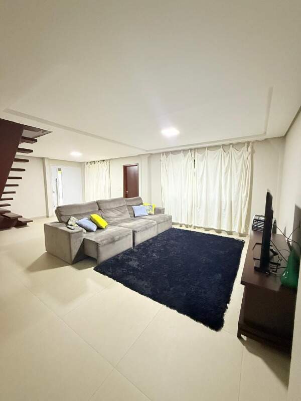 Casa à venda no Jardim Veneza: 