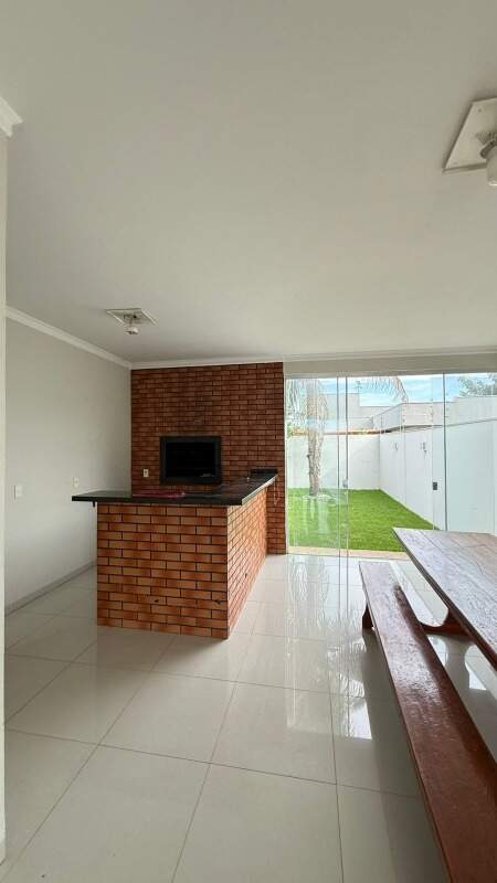 Casa à venda no Primavera I: 