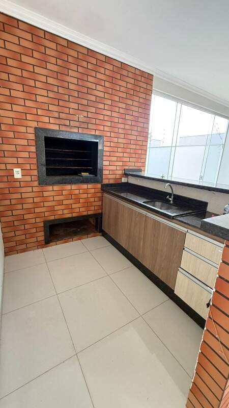 Casa à venda no Primavera I: 