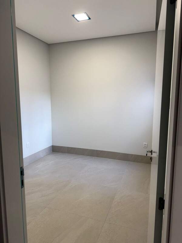 Casa à venda no Jardim Europa IV: 