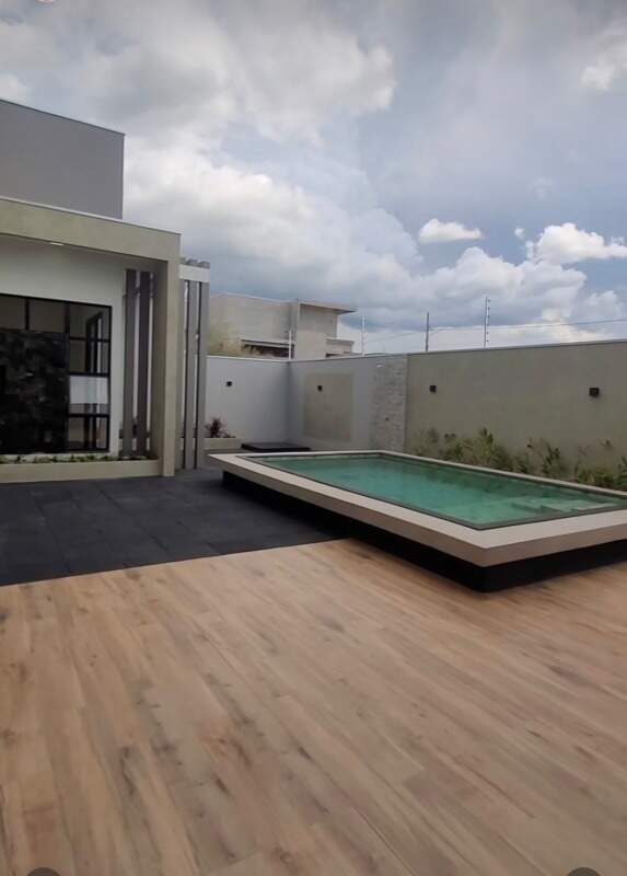 Casa à venda no Belvedere: 