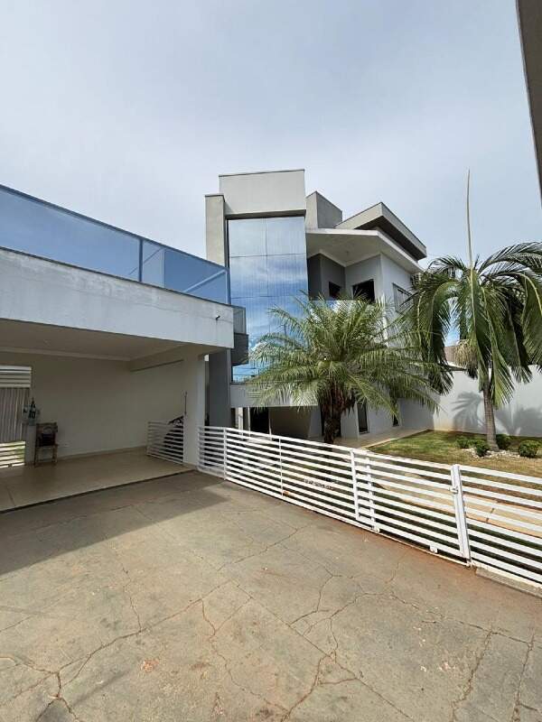 Casa à venda no Jardim Luciana: 