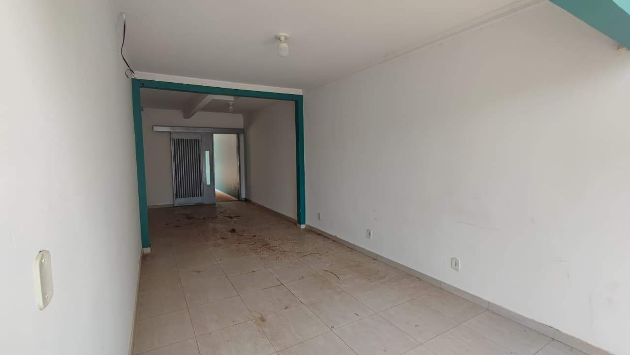 Casa à venda no Centro: 