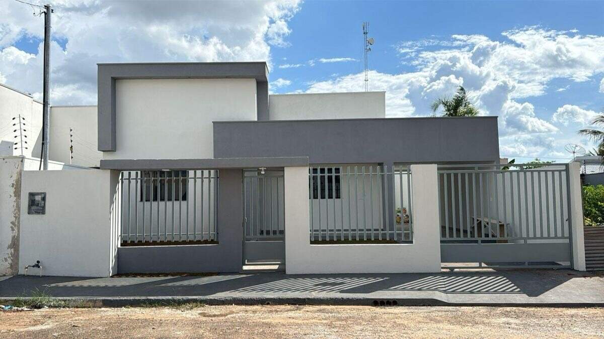 Casa à venda no Buritis I: 