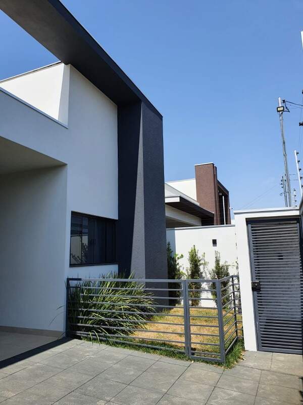 Casa à venda no Buritis II: 