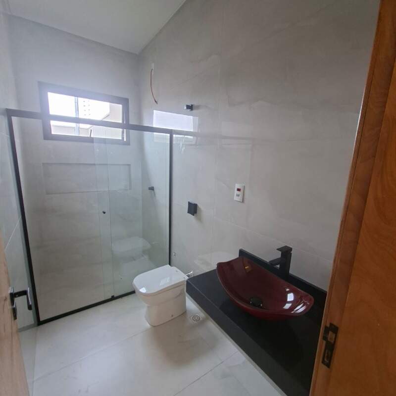 Casa à venda no Vertente das Águas: 