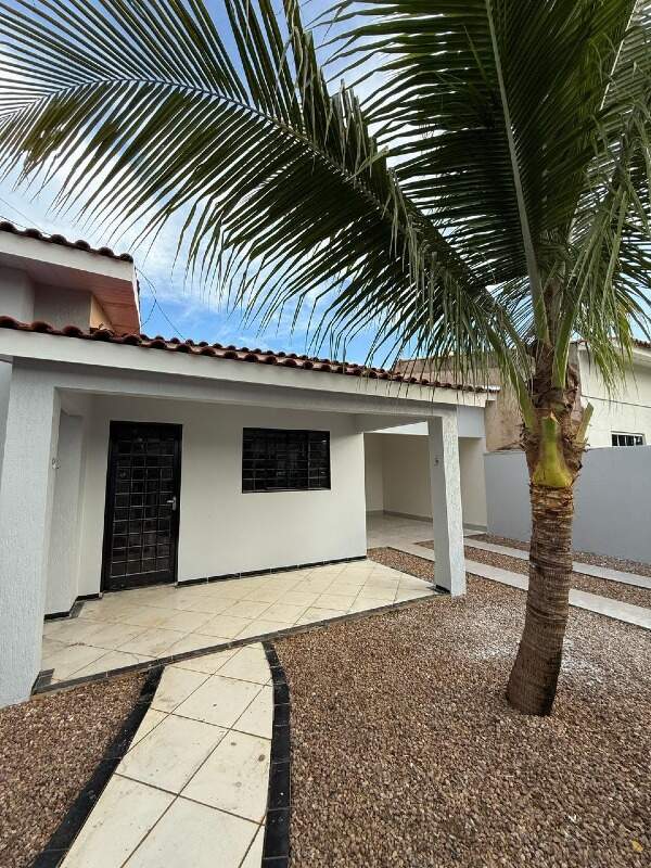 Casa à venda no Poncho Verde: 