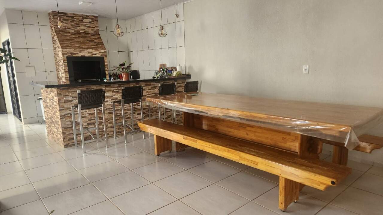 Casa à venda no Buritis II: 