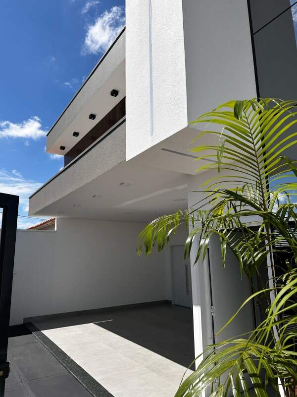 Casa à venda no Jardim Europa III: 