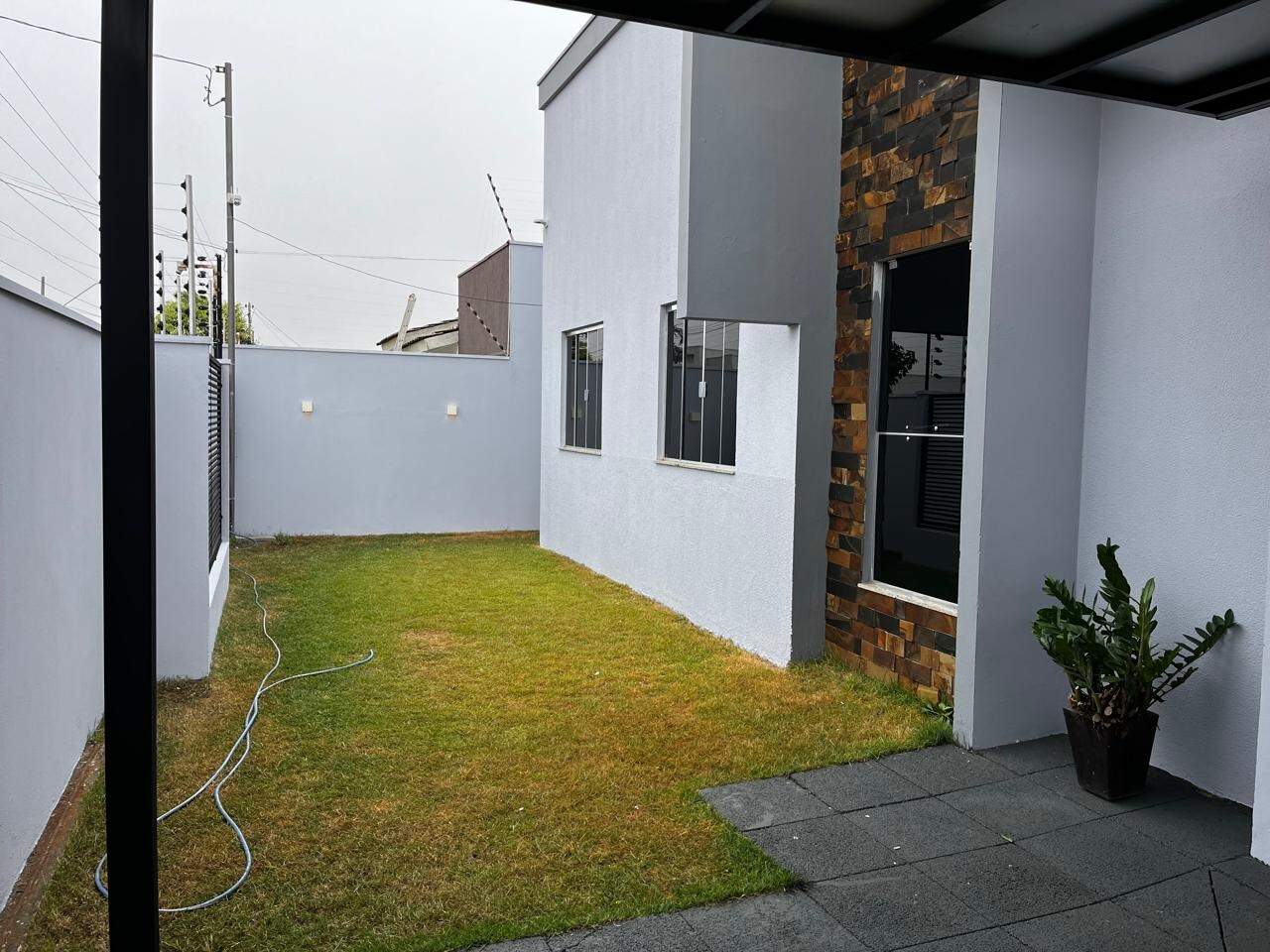 Casa à venda no Poncho Verde III: 