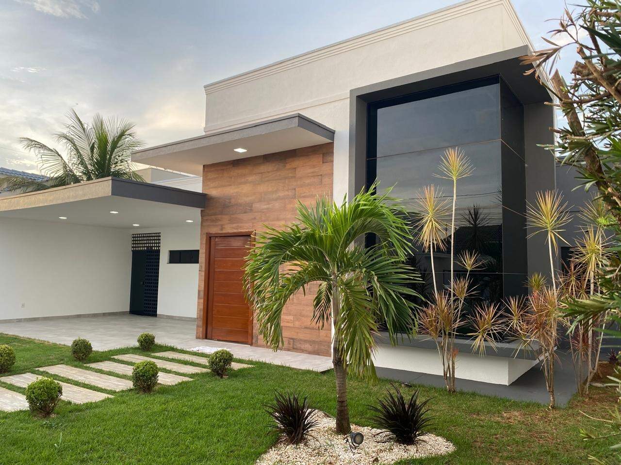 Casa à venda no Jardim Luciana: 