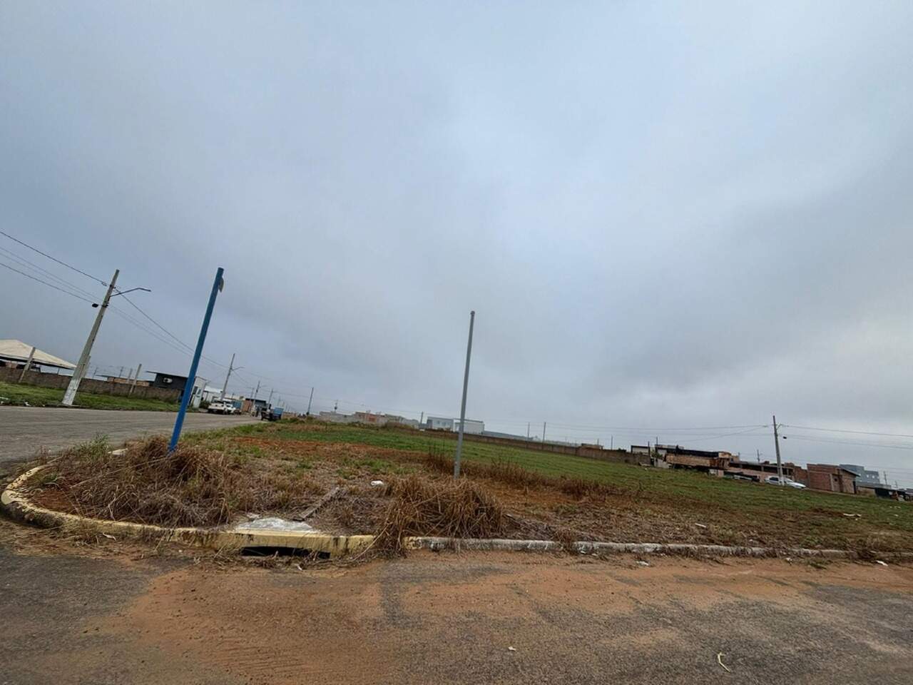 Lote à venda no Santa Felicidade: 