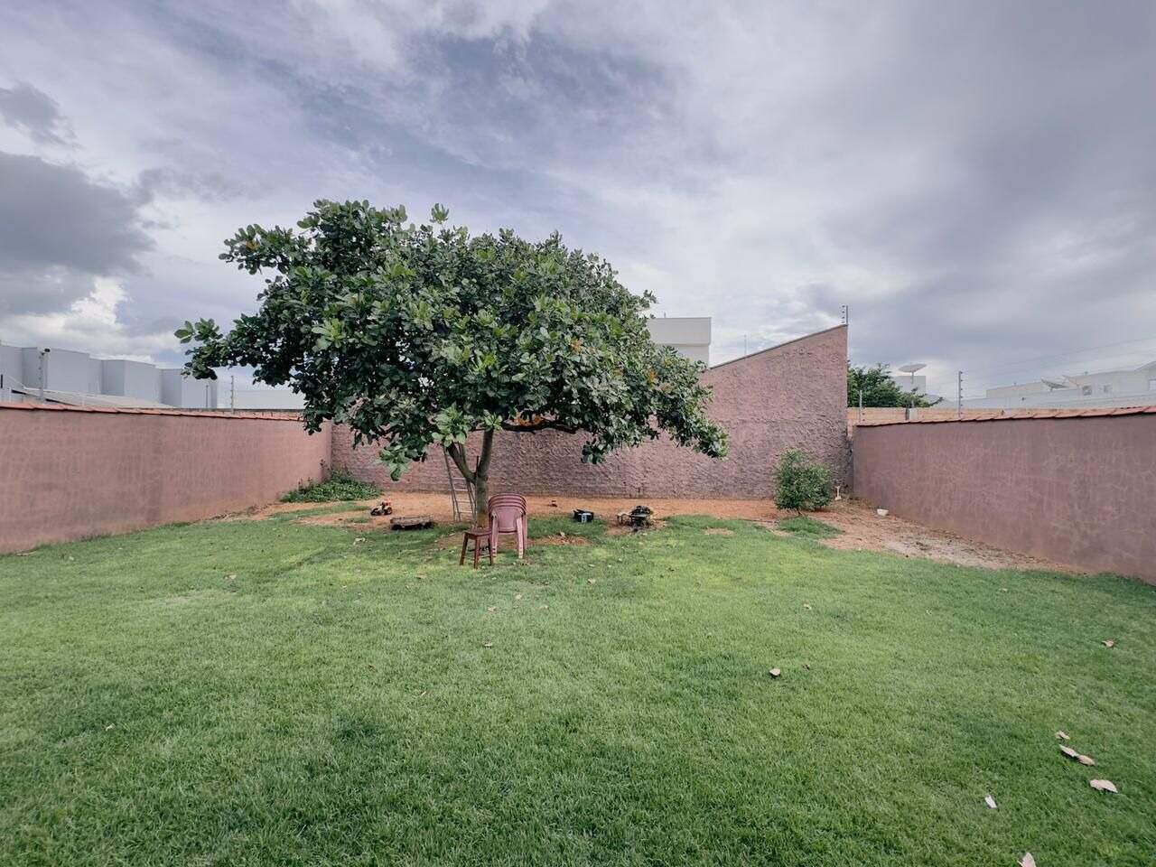 Casa à venda no Jardim Luciana: 