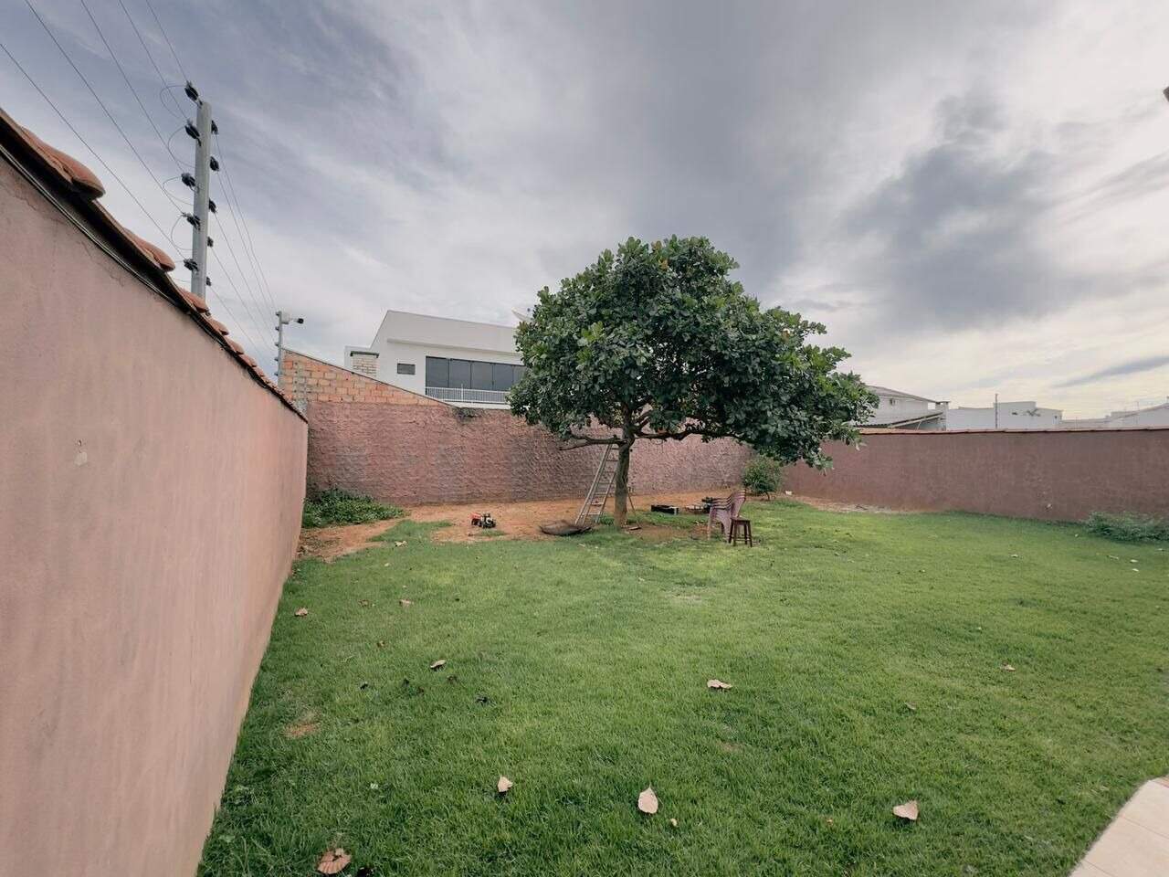 Casa à venda no Jardim Luciana: 