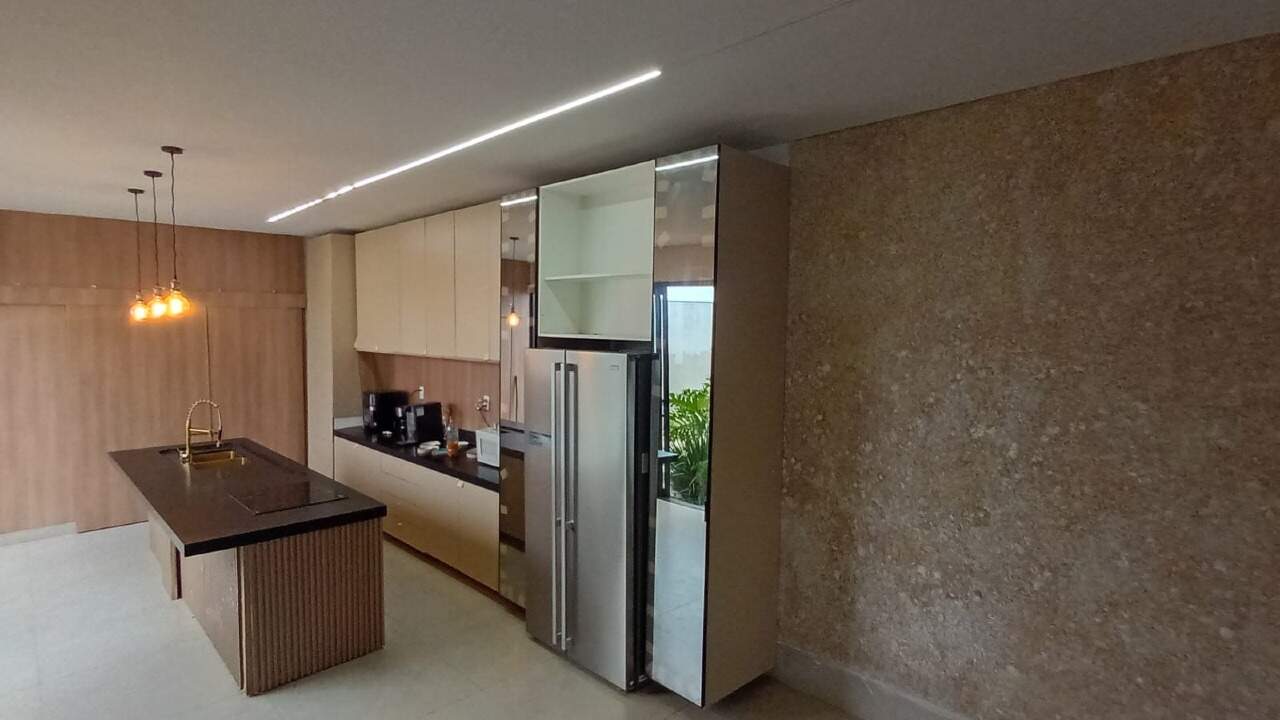 Casa à venda no Jardim Europa III: 