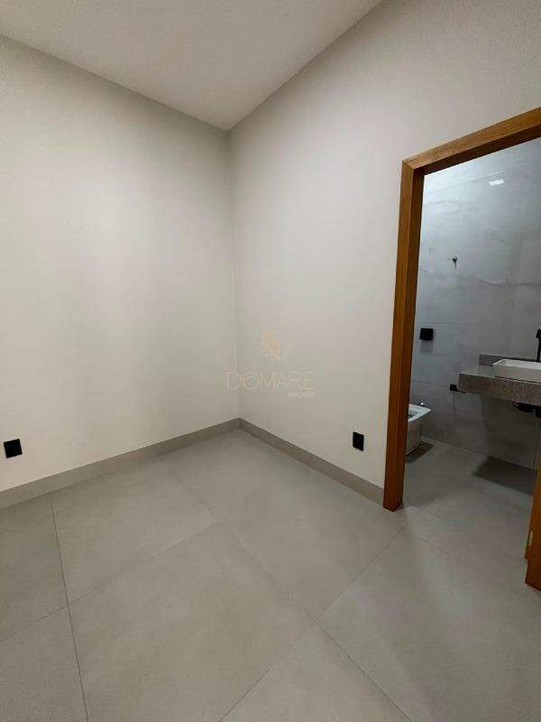 Casa à venda no Buritis I: 