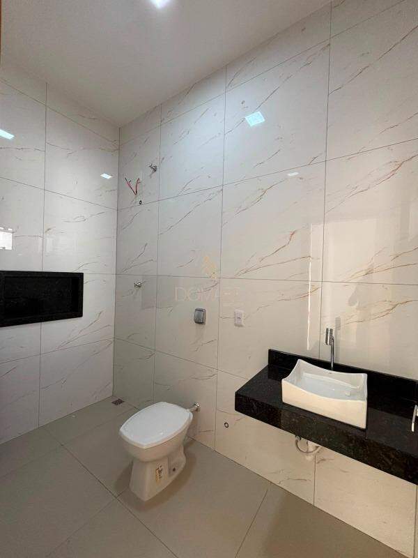 Casa à venda no Buritis II: 