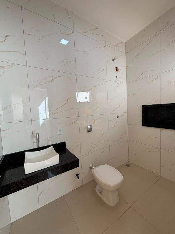Casa à venda no Buritis II: 