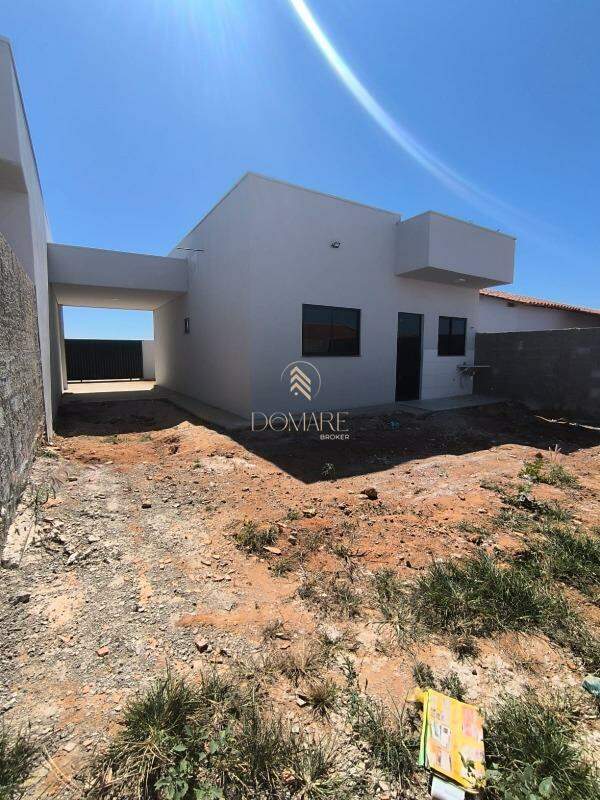 Casa à venda no Poncho Verde: 