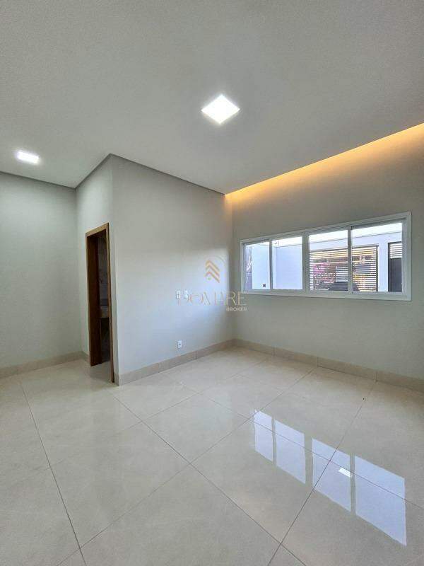 Casa à venda no Jardim Europa III: 