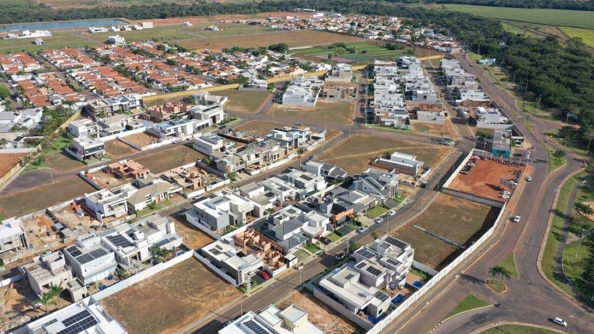 Lote à venda no Condomínio Porto Seguro: 