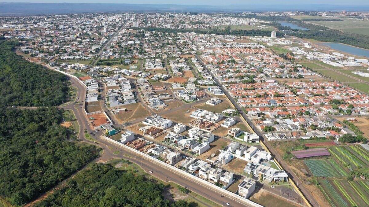 Lote à venda no Condomínio Porto Seguro: 