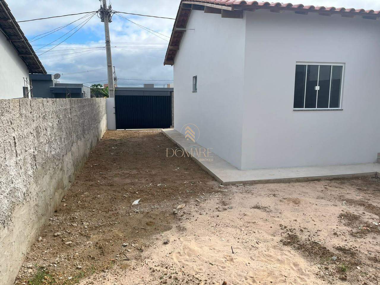 Casa à venda no Poncho Verde: 