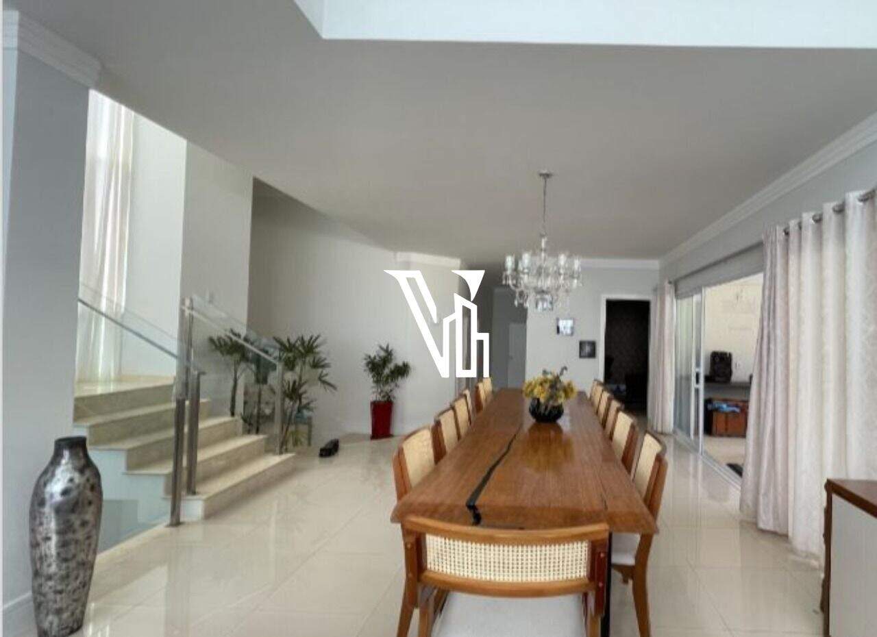 Casa à venda no Alphaville: 