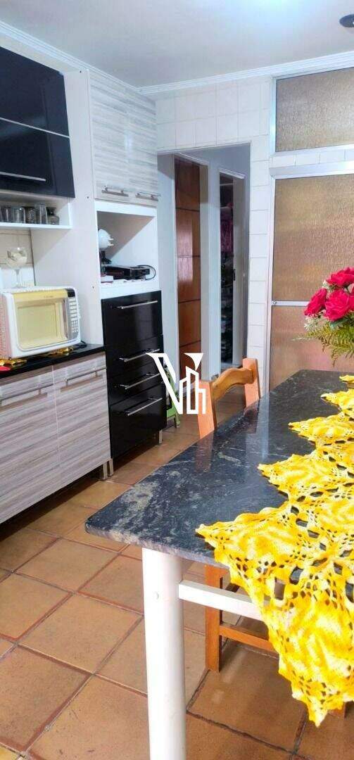 Casa à venda no Conjunto Habitacional Parque Itajaí: 