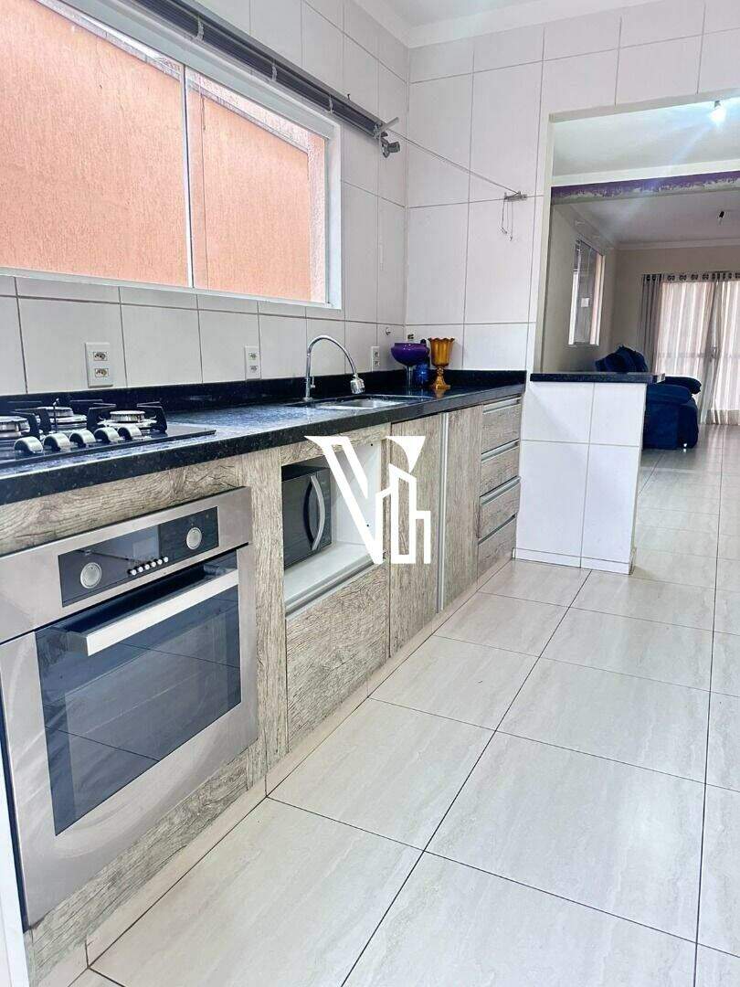 Casa à venda no Dic VI (Conjunto Habitacional Santo Dias Silva): 