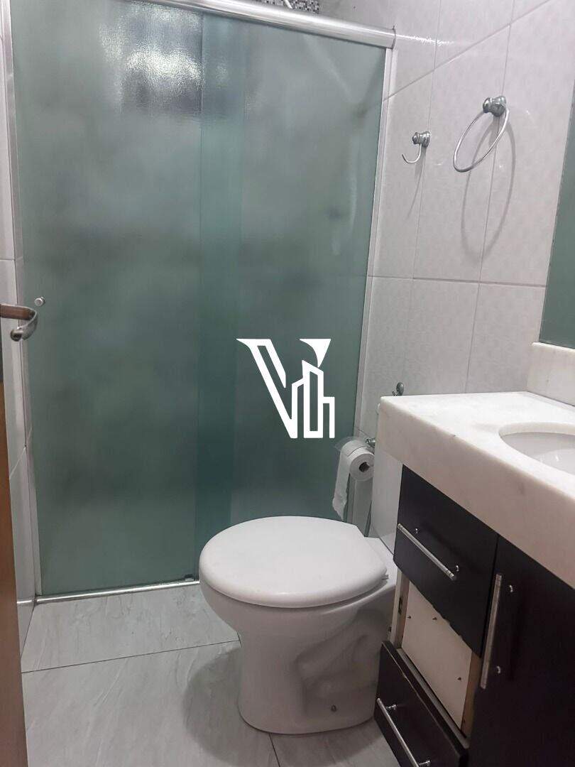 Casa à venda no Dic VI (Conjunto Habitacional Santo Dias Silva): 