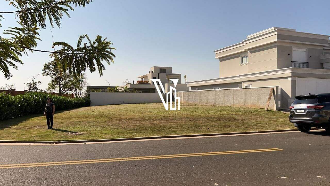 Terreno à venda no Alphaville Dom Pedro 2: 