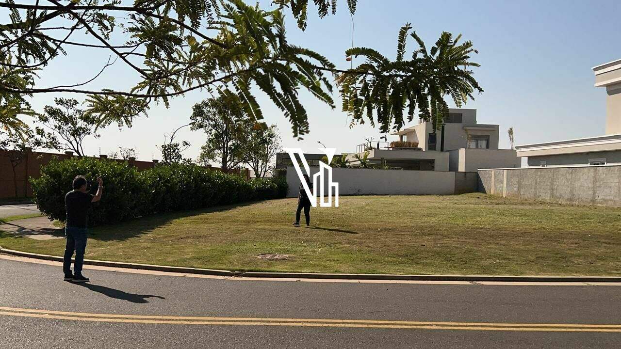 Terreno à venda no Alphaville Dom Pedro 2: 