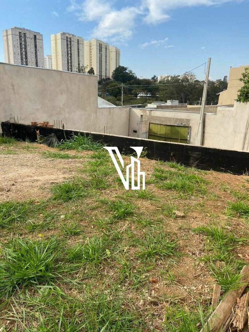Terreno à venda no Jardim Ipaussurama: 