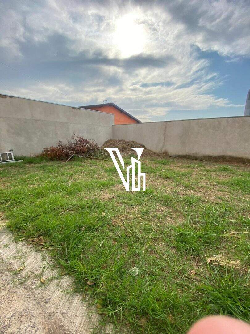 Terreno à venda no Jardim Ipaussurama: 