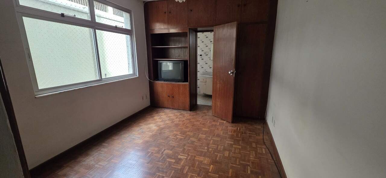 Apartamento à venda no Funcionários: 