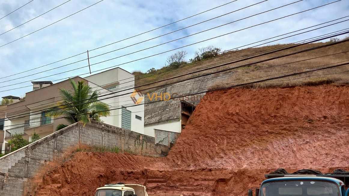 Lote à venda no Inconfidência: 