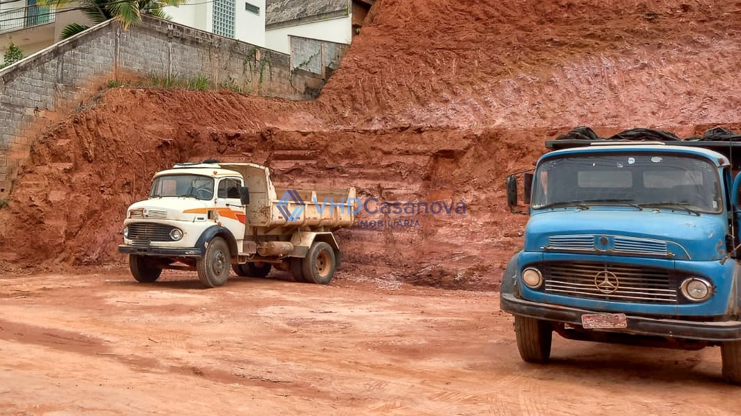 Lote à venda no Inconfidência: 