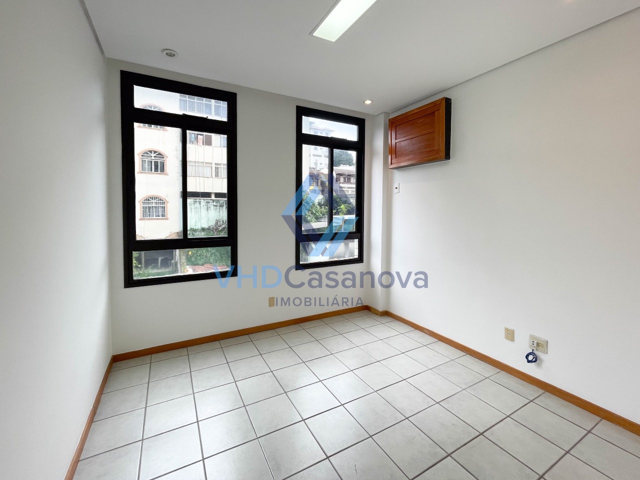 Sala para aluguel no Ramos: 