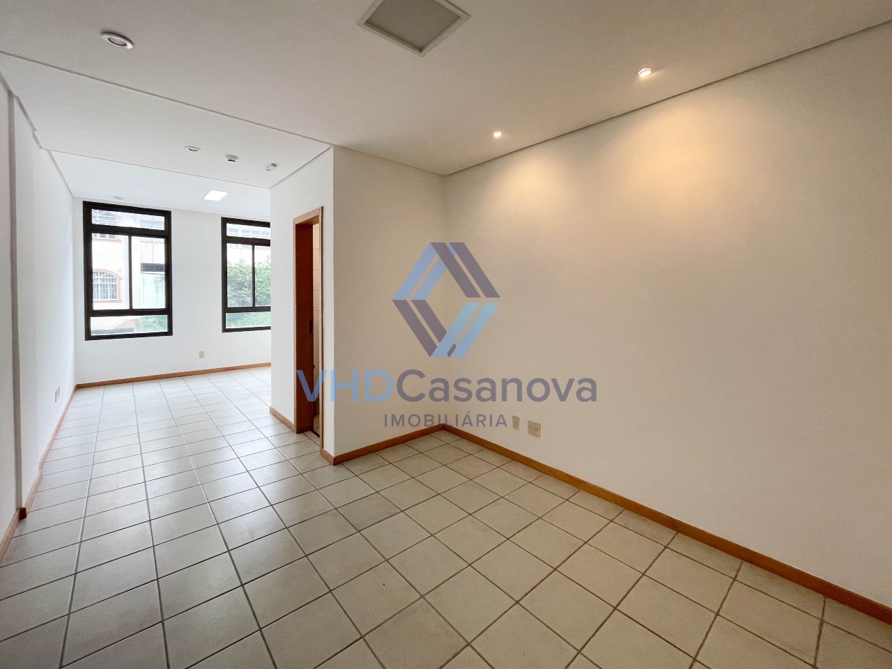 Sala para aluguel no Ramos: 